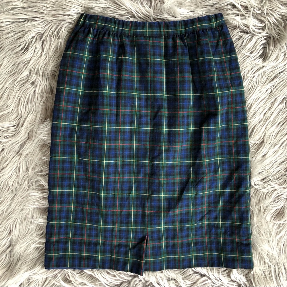 Vintage 80s Pendleton Wool Pencil Skirt in Black Watch Plaid, Size 10 - Picture 2 of 6